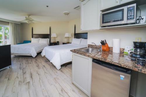 Hotel Grand Caymanian Resort