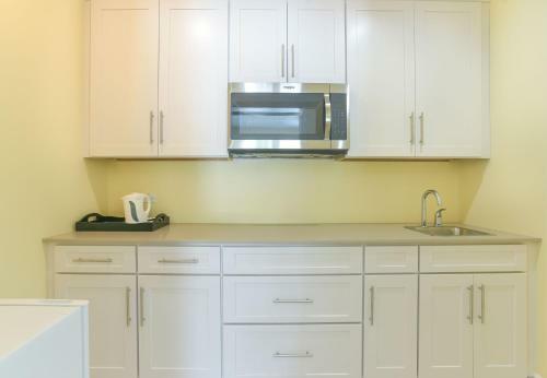 Hostal Addison Lee Cayman Villa