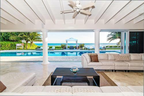 Villa Mora By Grand Cayman Villas