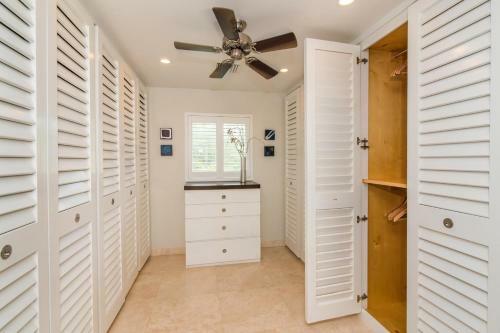 Villa Mora By Grand Cayman Villas