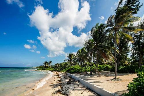 Kitocay By Grand Cayman Villas