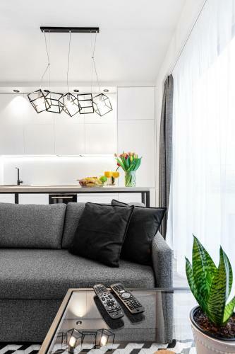 Cosy White Scandinavian Apartment By Houseys