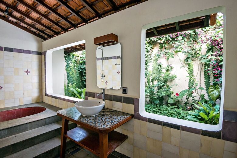 Hostal Omah Apik