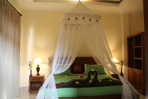 Hostal Villa Bungsil Gading