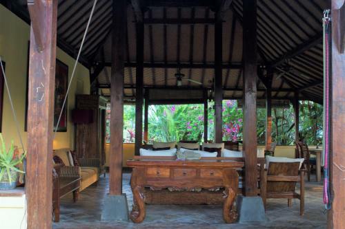 Hostal Rumah Sungai Villa