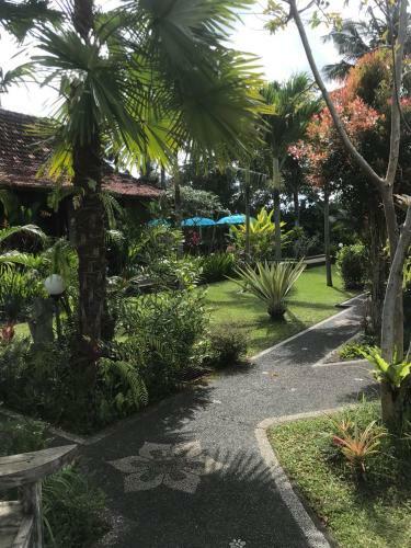 Hostal Rumah Sungai Villa