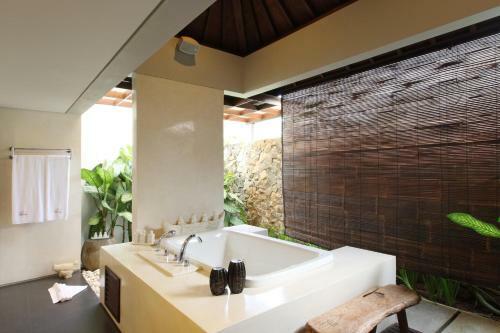 Hostal Swarapadi Villa