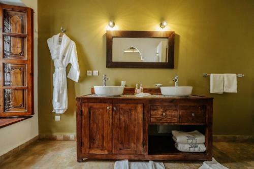 Hostal Riad Nayanour