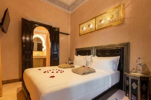 Hostal Riad Medina Art Suite & Heated Pool