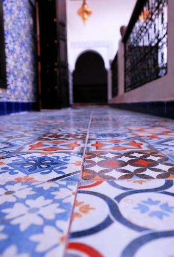 Hostal Riad Medina Art Suite & Heated Pool