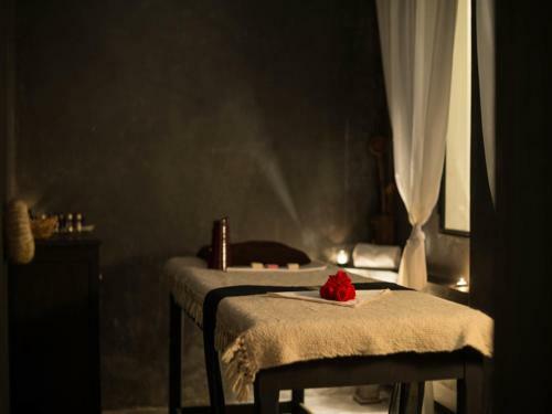 Hostal Room In Bb - Suite Zouina In Luxurious Riad - Marrakech