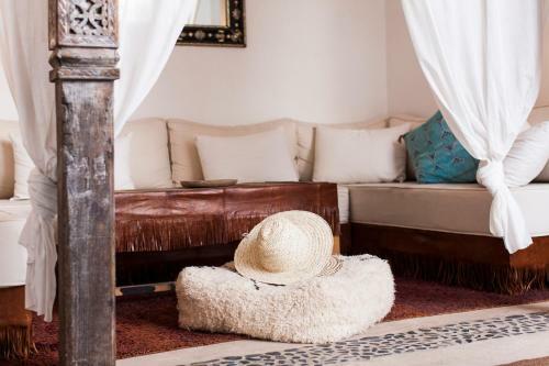 Hostal Room In Bb - Suite Atlas In Luxurious Riad - Marrakech
