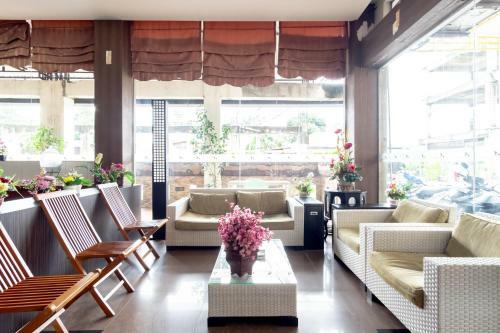 Medan Ville Hotel