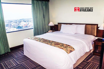 Hotel Soechi International