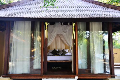 Hotel Shorea Beach Resort
