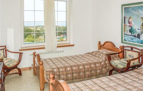 Seven-bedroom Holiday Home In Zanjic