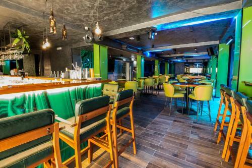 Sky Corner Hotel