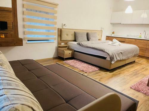 Hostal Fuk-tak Apartmani & Restoran