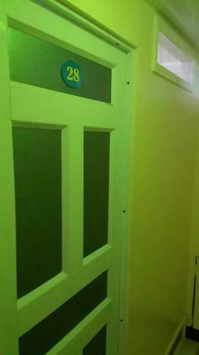 Hostal Breeze Guest House