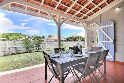 Villa Blue Lagoon, 3 Chambres, Piscine, Plage � 5 Minutes