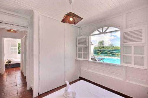 Villa Blue Lagoon, 3 Chambres, Piscine, Plage � 5 Minutes