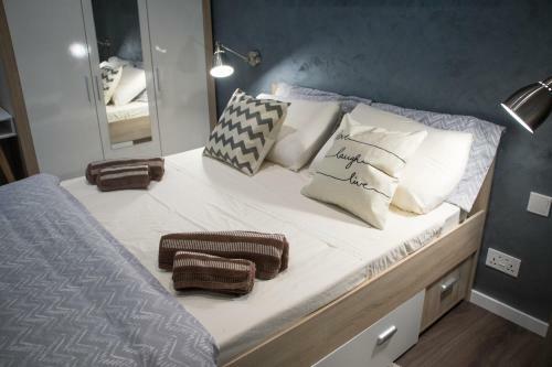 Hostal Sunshine Suites