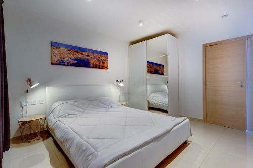 Apartamento Cosy 1br Penthouse With Terrace, Great Location