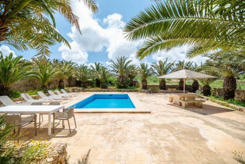 Villa Sinjura Holiday Home