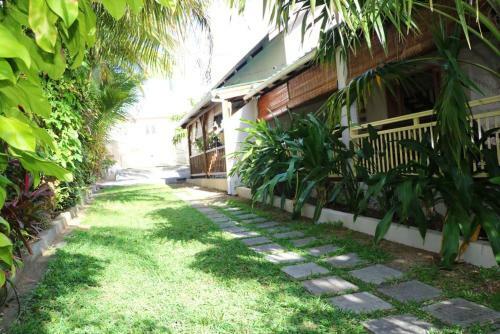 House With 2 Bedrooms In Blue Bay With Terrace