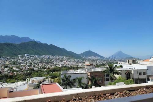 Monterrey A Tus Pies