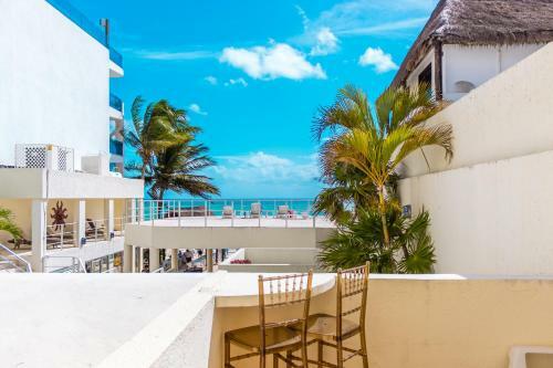 Playa Maya By Mij - Beachfront Hotel