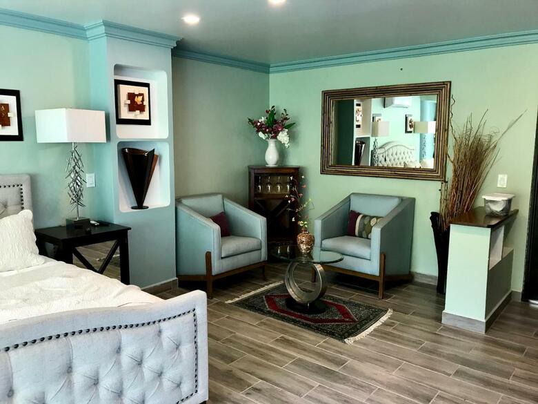 Ocean Frontage Cottage
