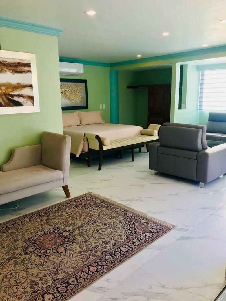 Ocean Frontage Cottage