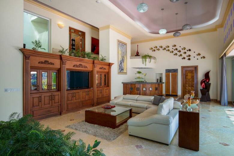 Ocean Frontage Cottage