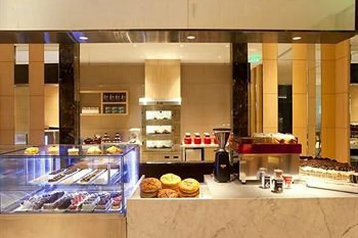 Hotel Courtyard By Marriott Bhopal