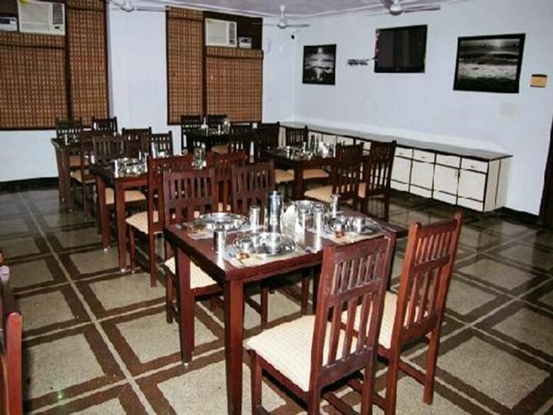 Hotel The Periwal