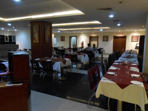 Hotel Hyphen Grand Haridwar
