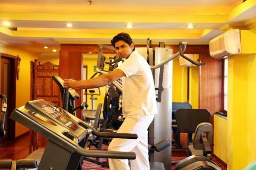 Hotel Country Inn & Suites By Carlson Haridwar