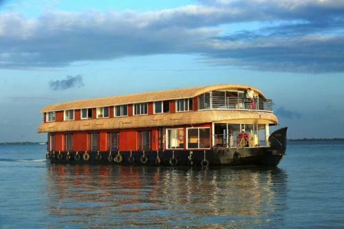Hotel Cosy Houseboats
