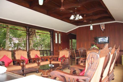 Hotel Cosy Houseboats