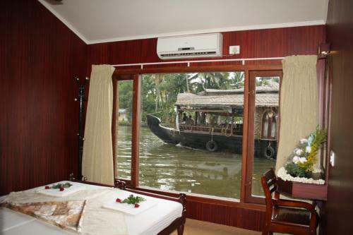 Kerala House Boats
