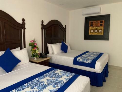 Hotel Catedral Valladolid Yucatan