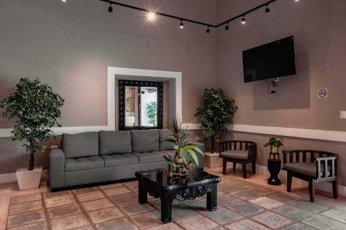 Hotel Colonial Zaci By Guruhotel