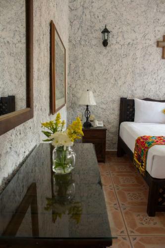 Camino Mexicano Hotel & Resort