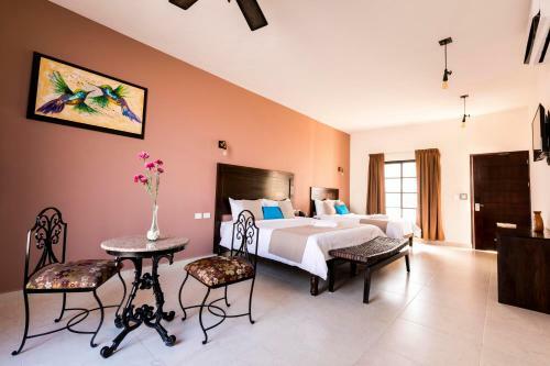Hotel Los Frailes