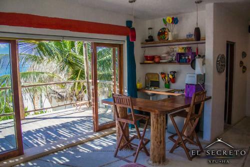 Xpuha Ocean View Upstairs