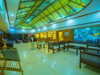 Hotel Saj Earth Resort
