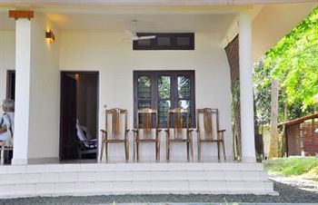 Bed & Breakfast Illikkalam Lake Resort