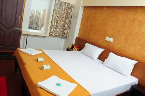 Hotel Sreekrishna Houseboat