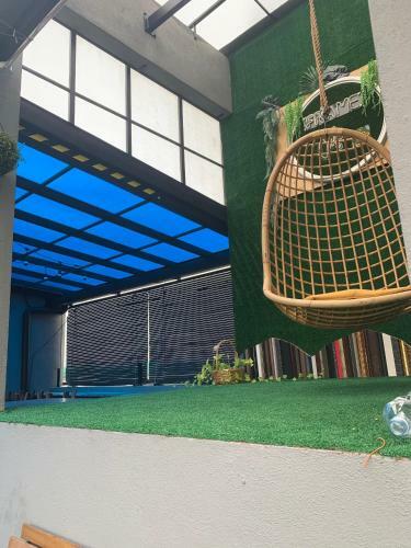 Frame Hotel